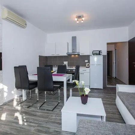 Roza- Two-bedroom *