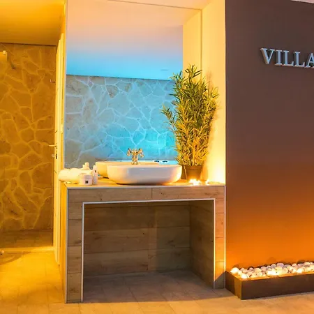 Roza- Two-bedroom * Mokosica